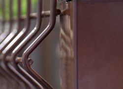 Еврозабор железный коричневый с полимерным покрытием
