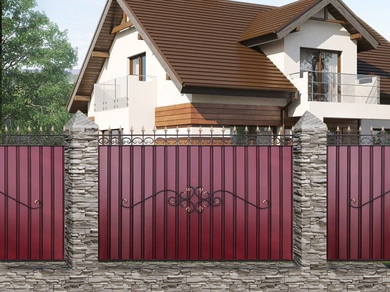 Кованый забор с металлопрофилем МП Кованые секционные заборы